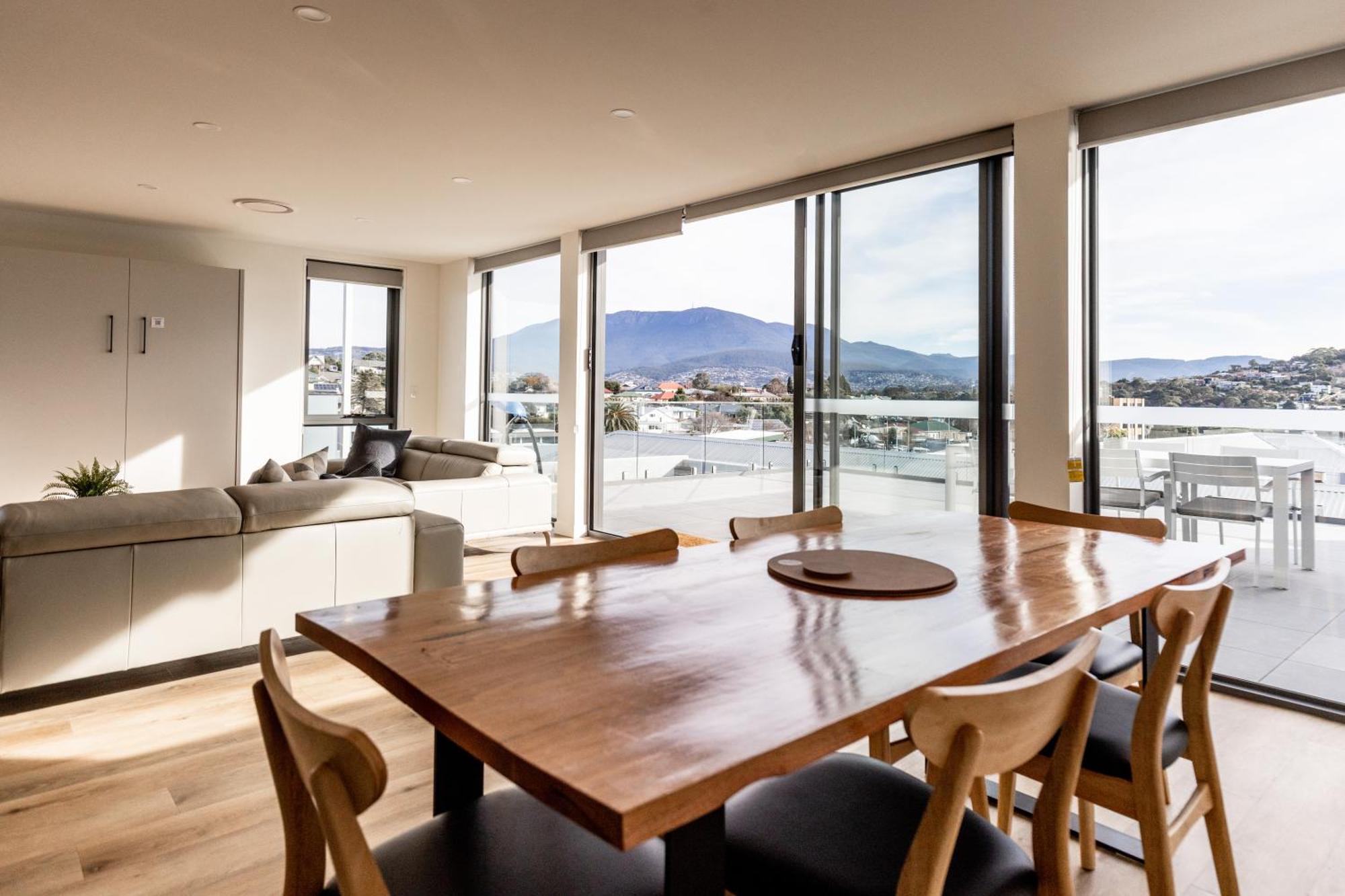 Little Island Apartment Hobart