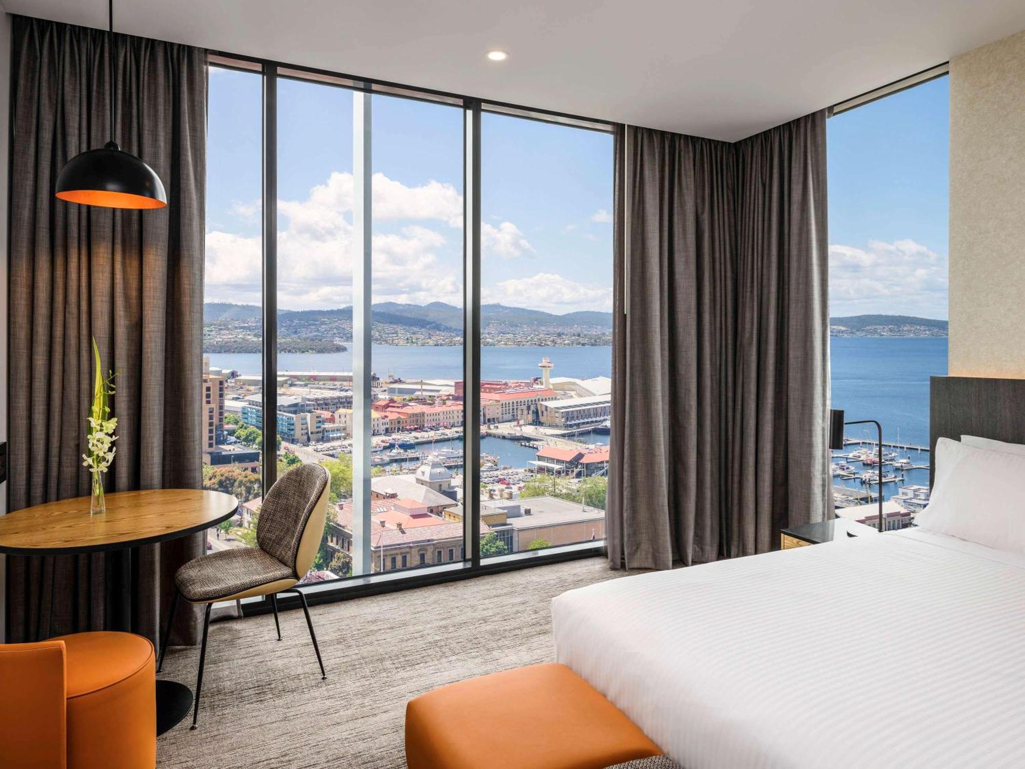 Moevenpick 4* Hobart