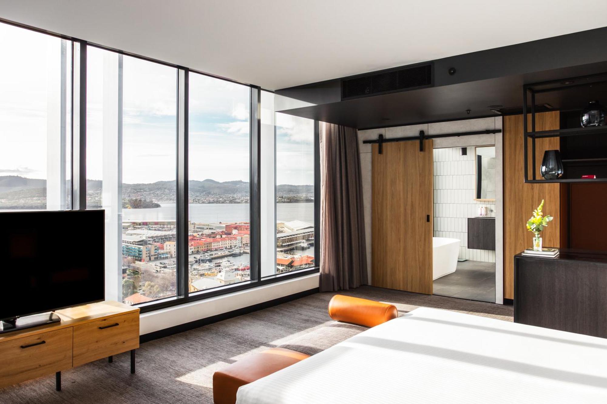 Moevenpick Hotel 4*