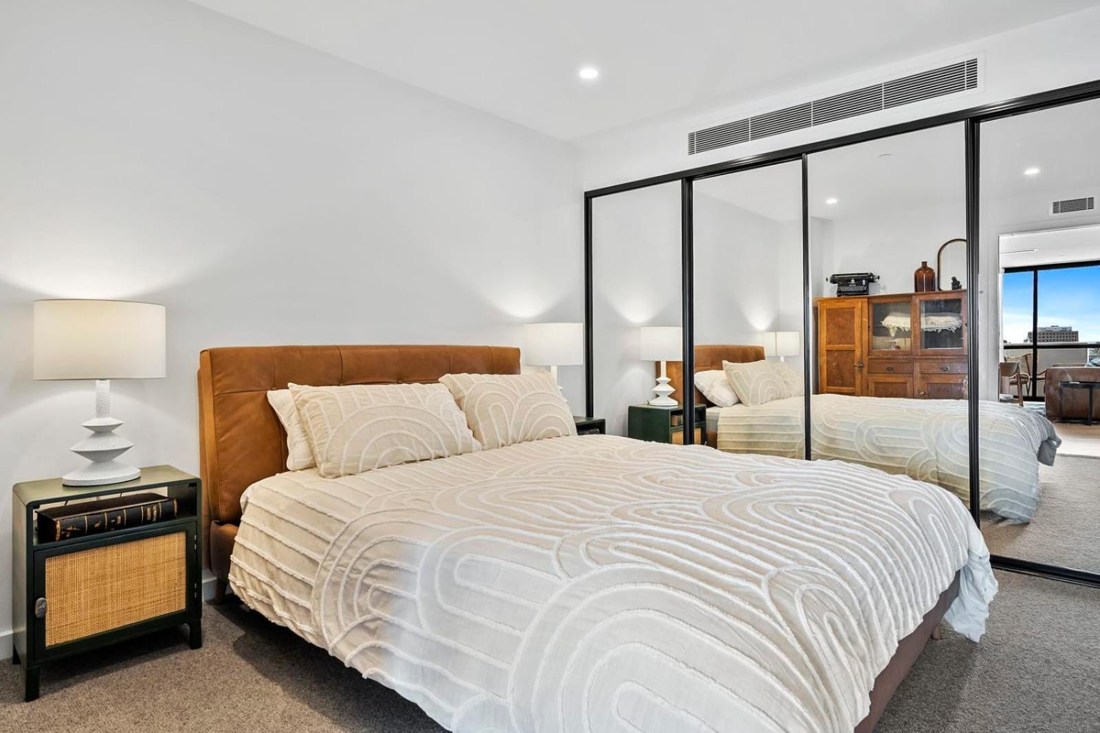 Cityscape At The Elliott In The Heart Of Hobart