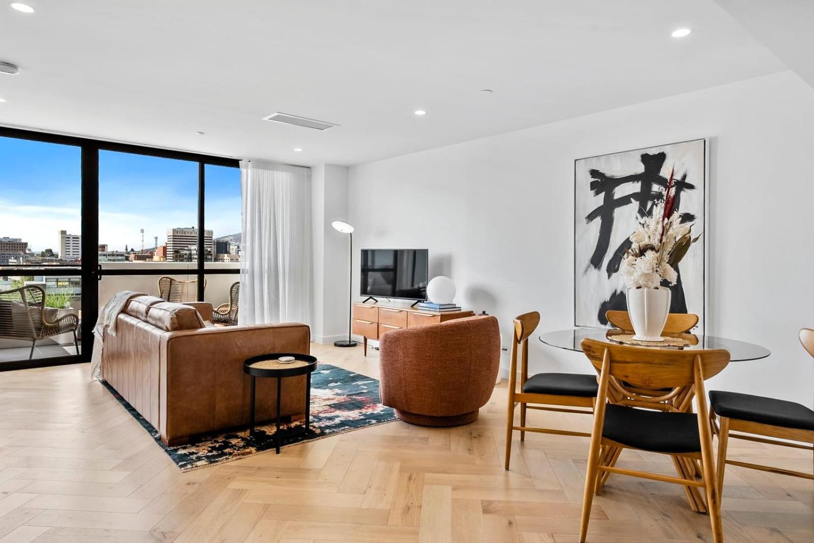 Cityscape At The Elliott In The Heart Of