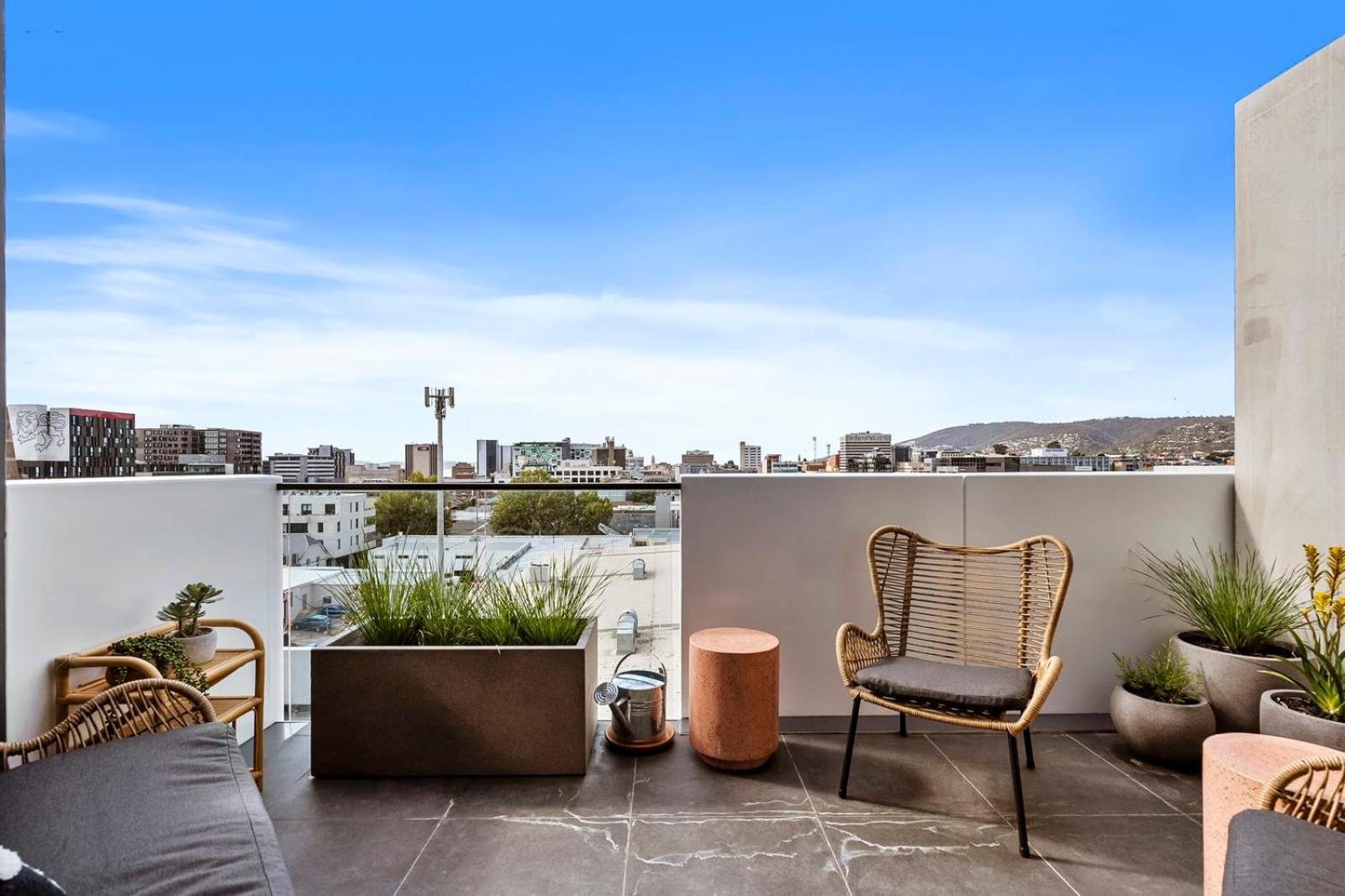 Cityscape At The Elliott In The Heart Of Hobart