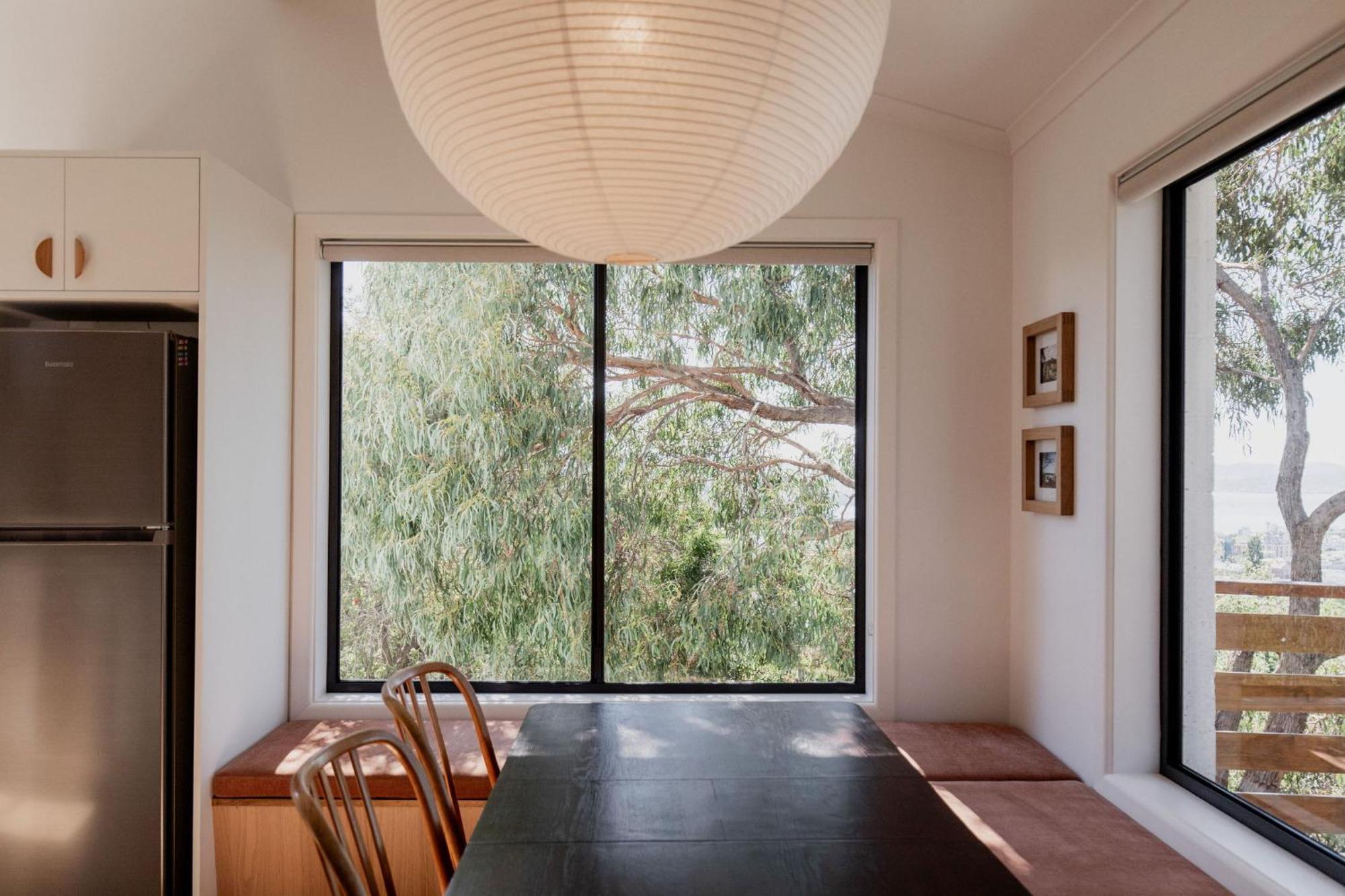 Apartment Trendy In The Heart Of West *