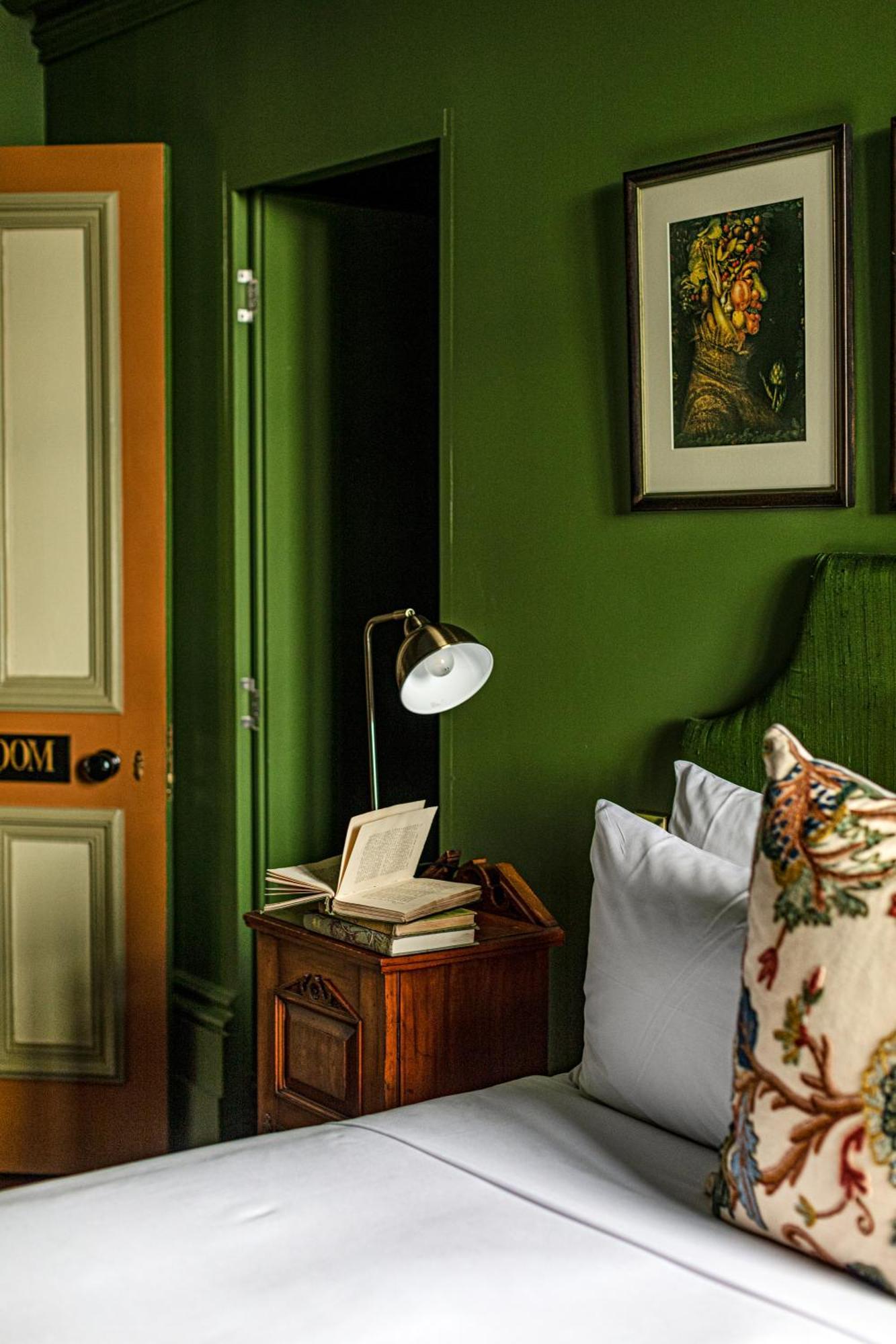 The Corinda Collection * Hobart