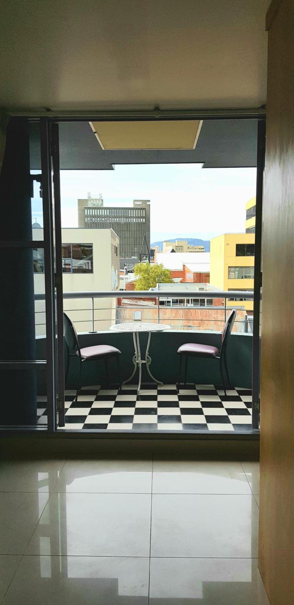 Harringtons102 Hotel 3*