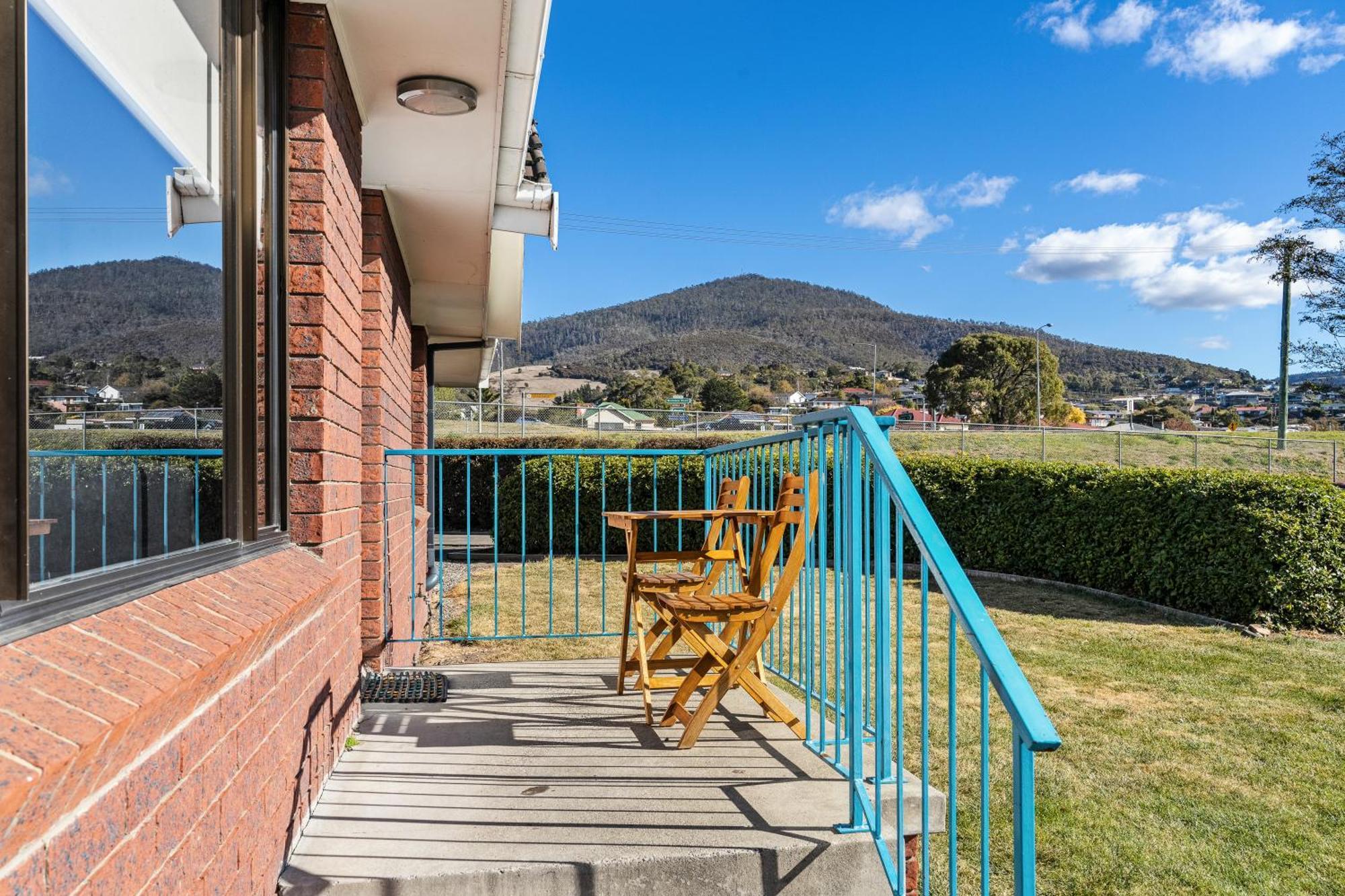 Riverfront Motel & Restaurant Aparthotel 3*