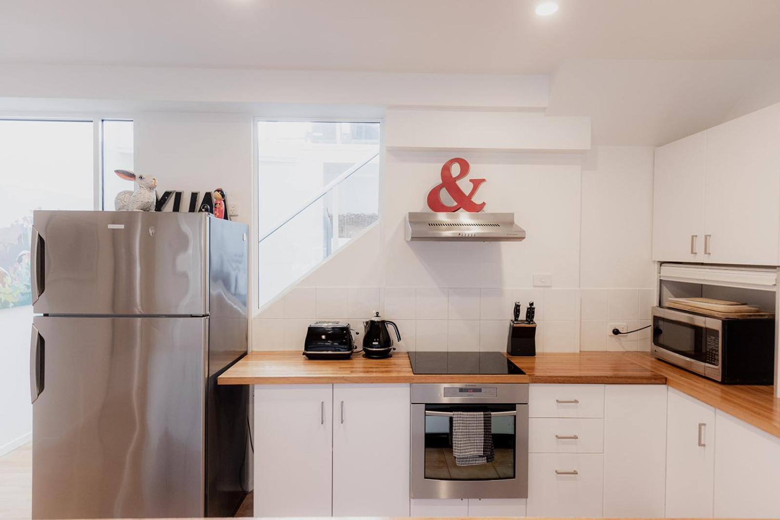 Apartment Spacious Modern Terrace In The Heart Of Cbd Hobart