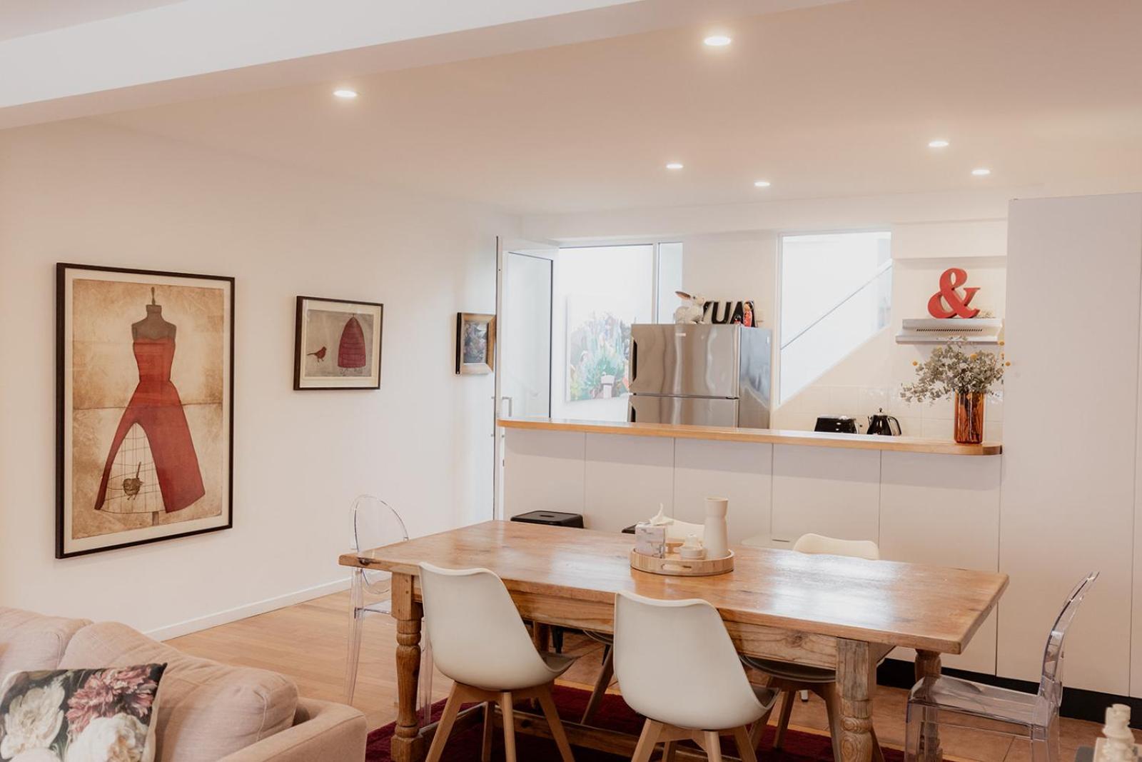 Spacious Modern Terrace In The Heart Of Cbd Hobart