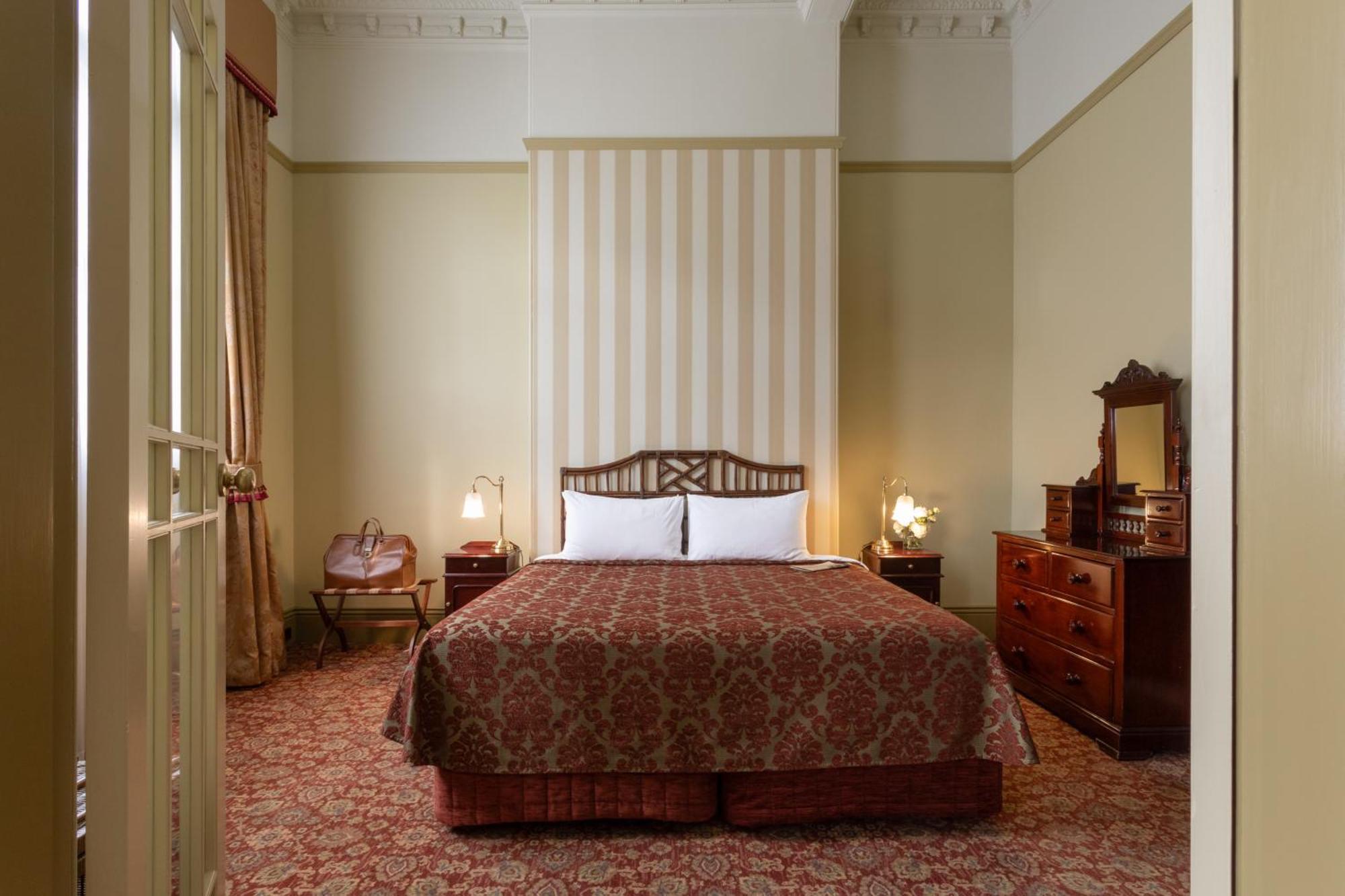 Hadley's Orient 4* Hobart