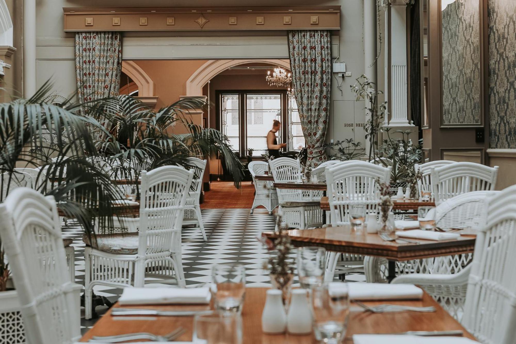 Hadley's Orient Hotel 4*