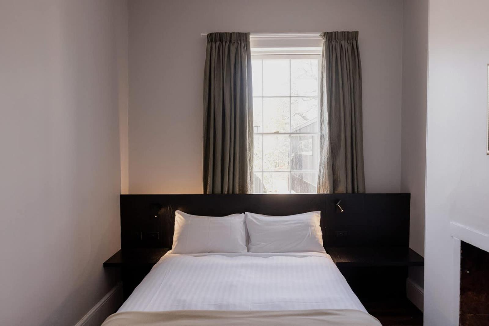 Apartment Parlour 258 Hobart