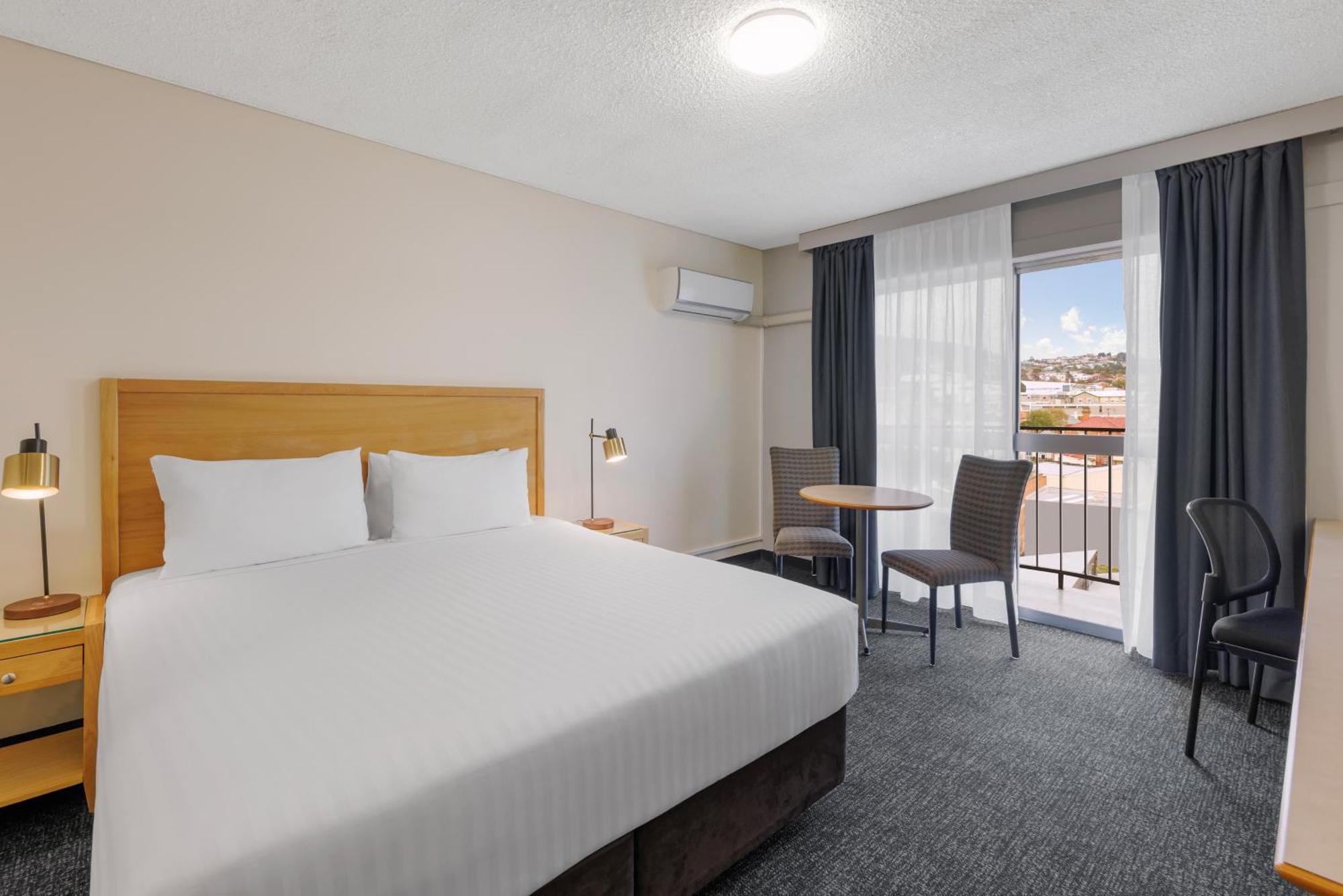Western 4* Hobart