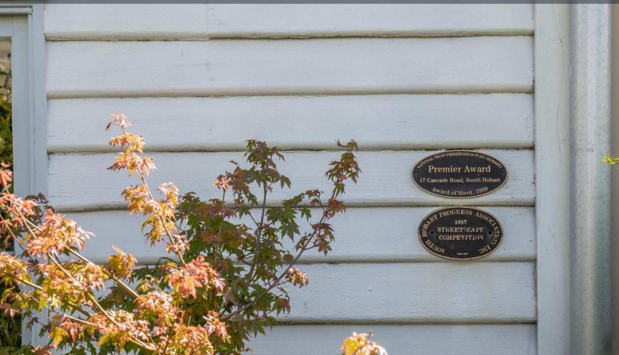 Irresistible Renovated 1840 Inner-city Hobart