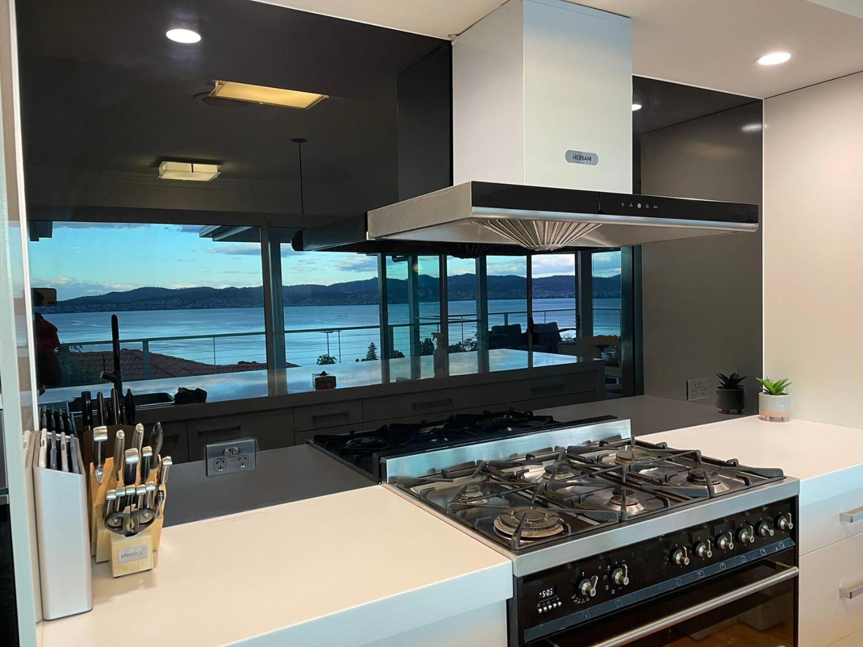 Lipscombe Escape Panoramic Views Luxury And Space *