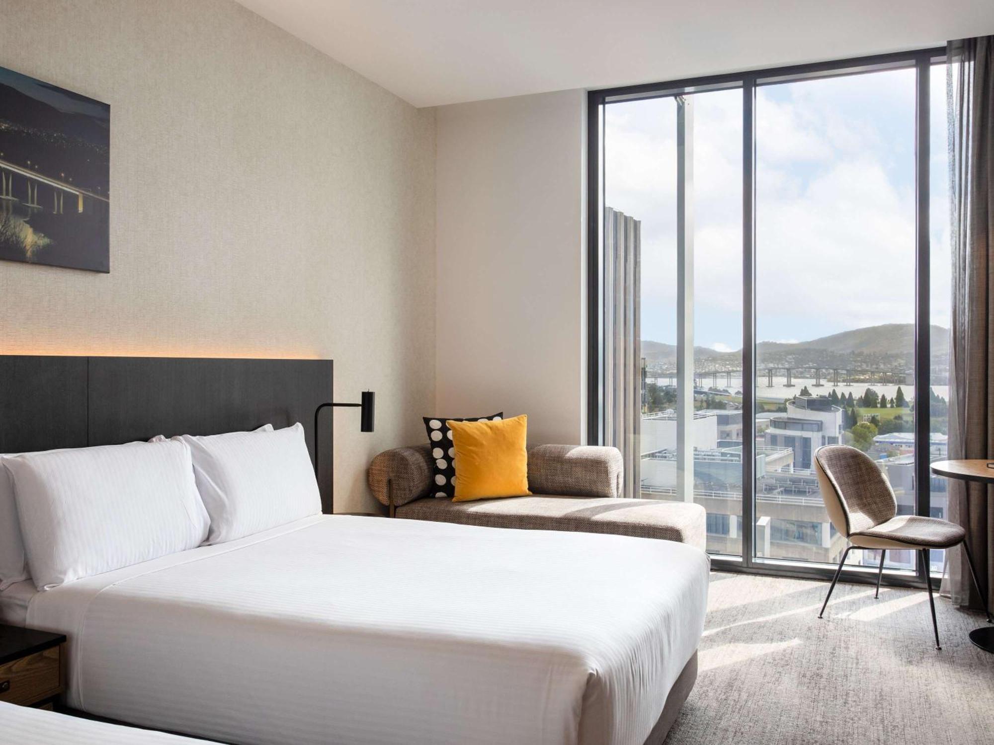 Hotel Moevenpick 4*