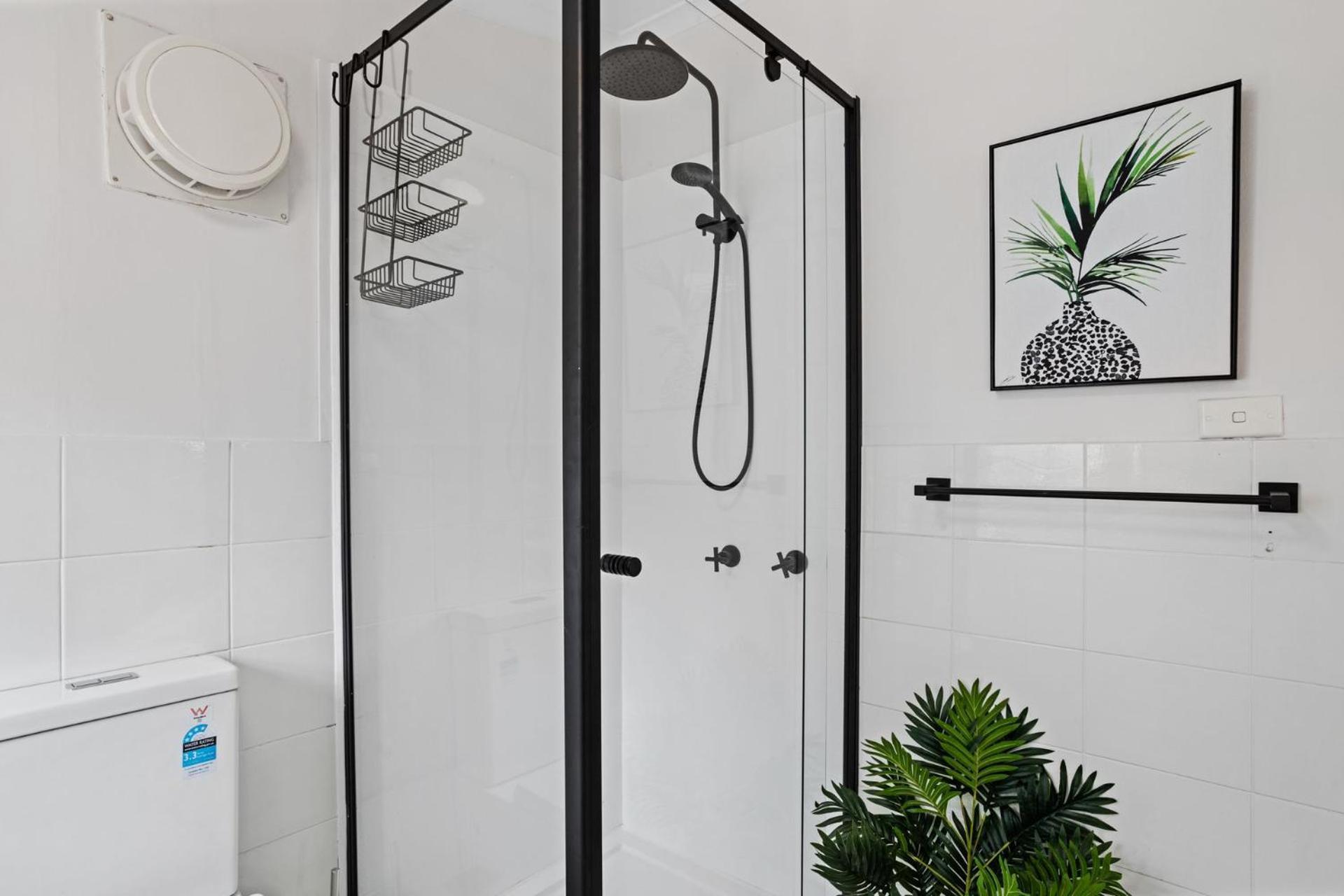 Warneford House Stylish Inner Living * Hobart