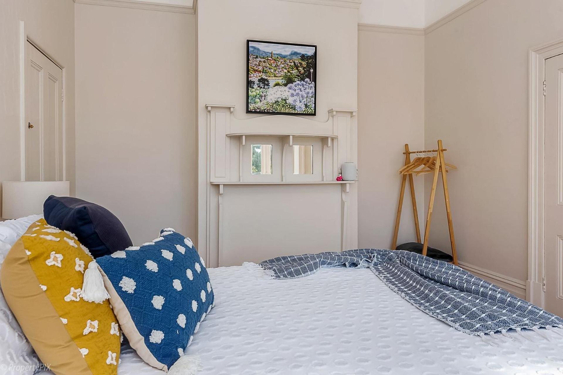 Warneford House Stylish Inner Living Hobart