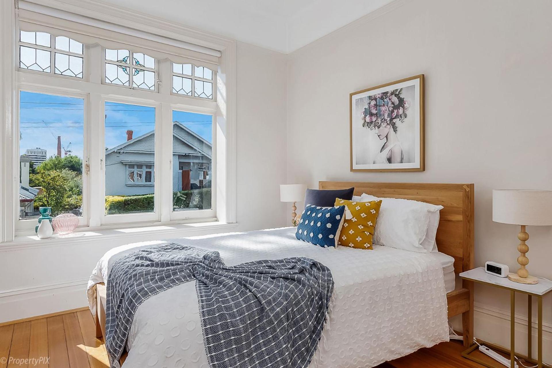Warneford House Stylish Inner Living * Hobart