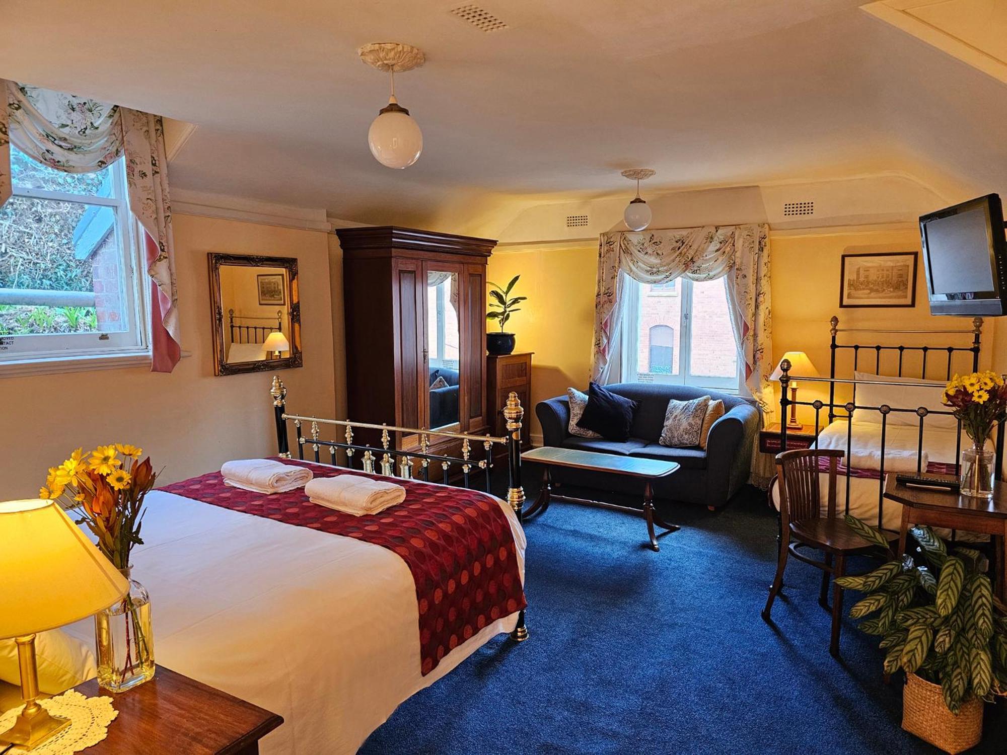 The On Elizabeth Bed & Breakfast 4*