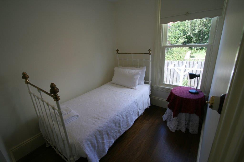 Guest house Annies Garden 2*