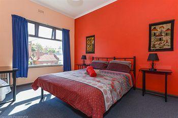 Hobart's & Hostel *