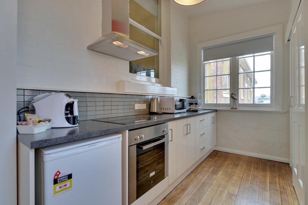 Apartment Portsea Place *