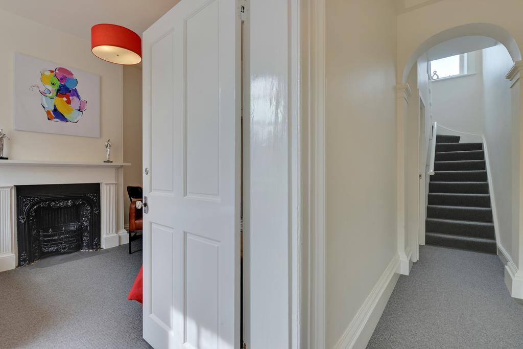 Apartment Portsea Place