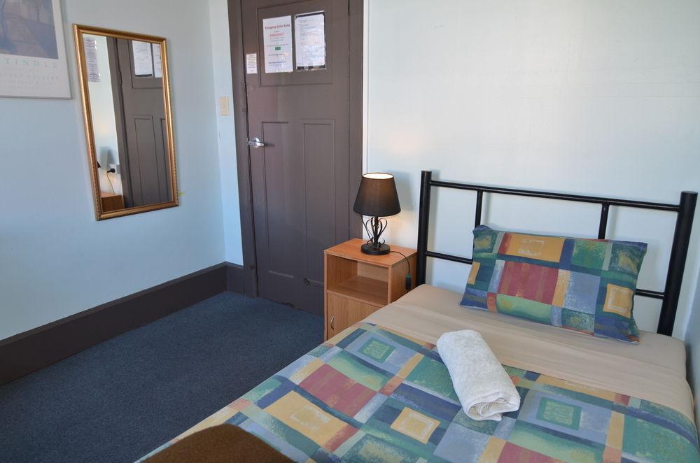 Hobart's & Hostel