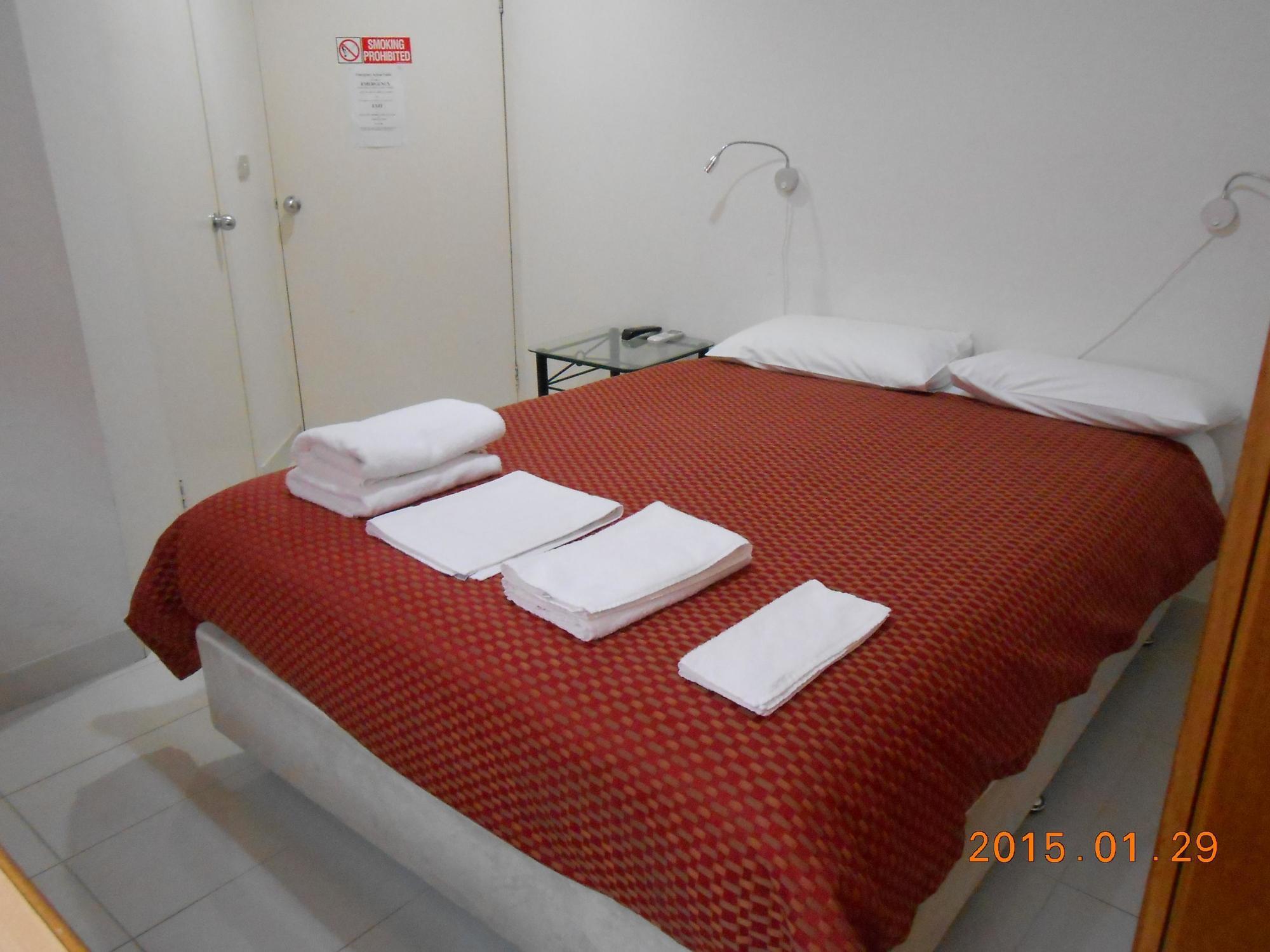 Harringtons102 Hotel 3*