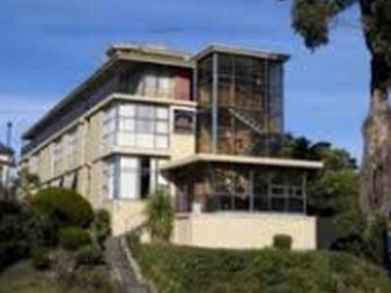 Blue Hills 3* Hobart
