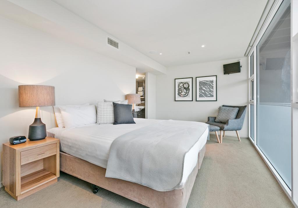 Sullivans Cove 5* Hobart