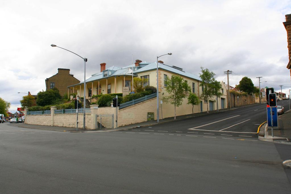 Bed & Breakfast The On Elizabeth 4*