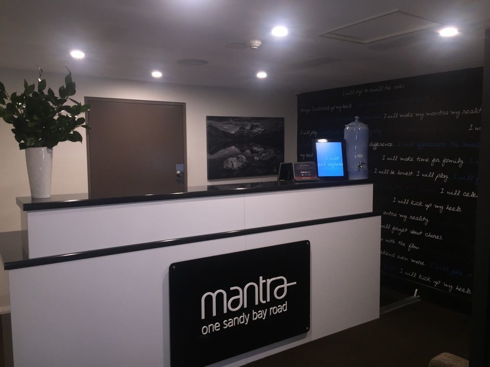 Mantra One Sandy Bay Road