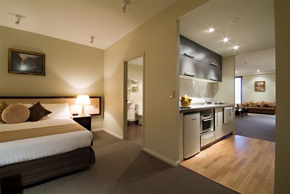Mantra One Sandy Bay Road Hobart