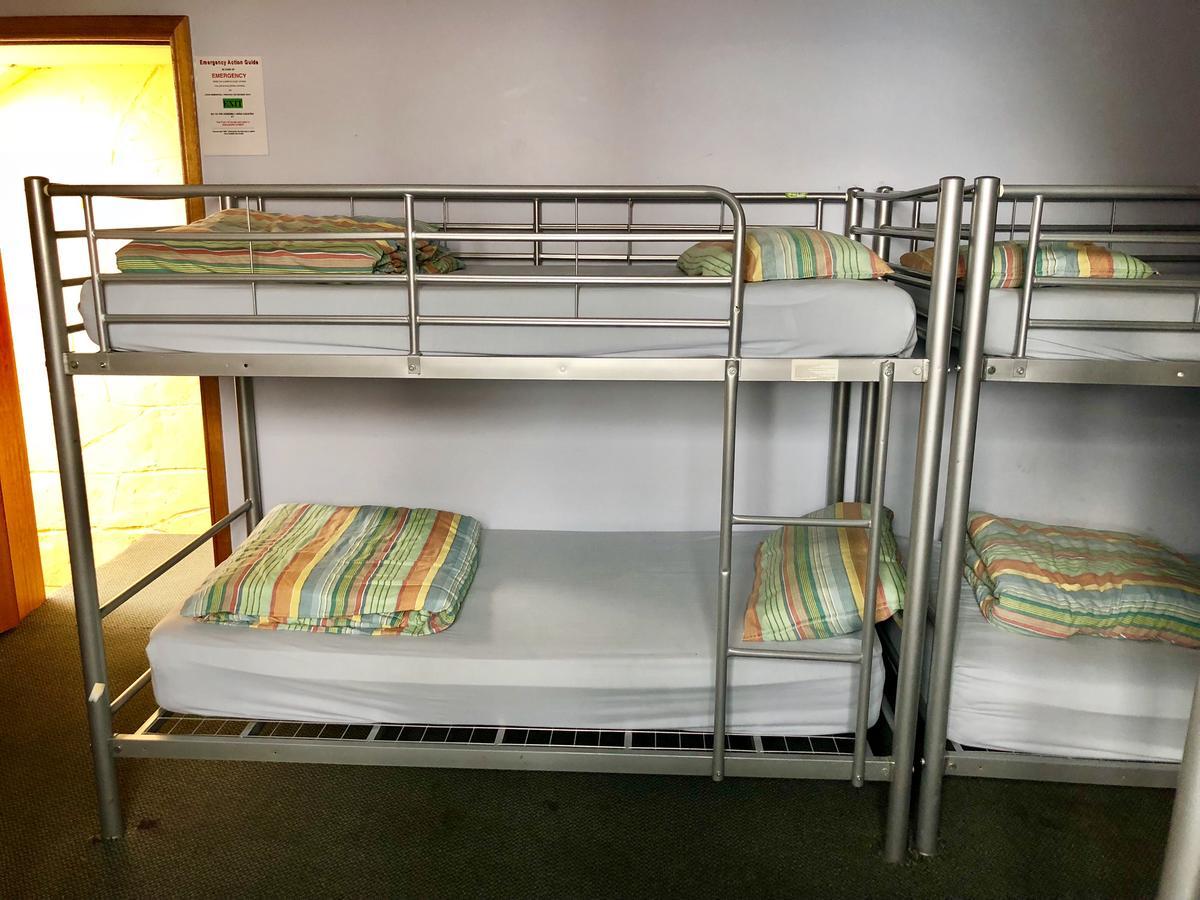 Narrara Backpackers Hostel *