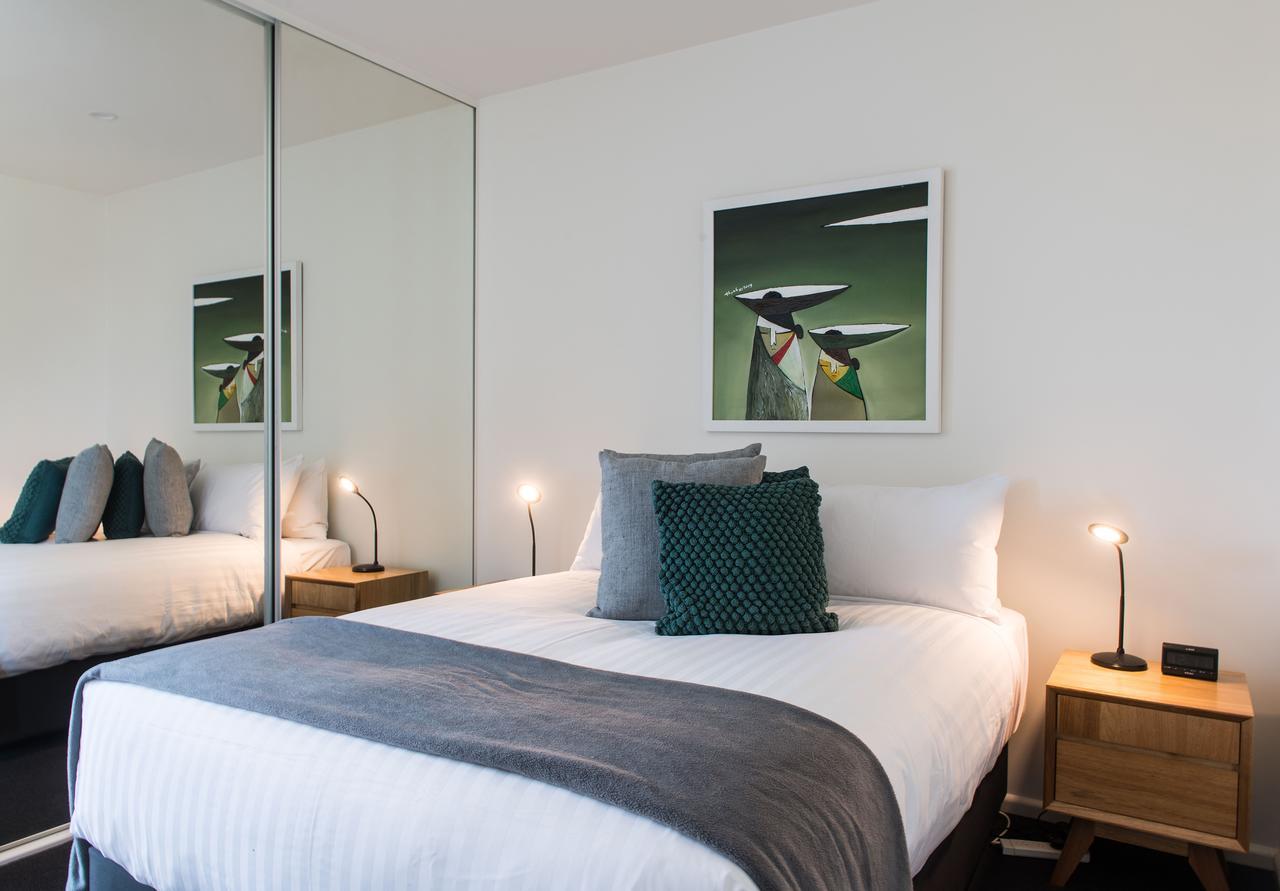Sullivans Cove 5* Hobart