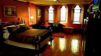 Pendragon Hall - Studio 3* Hobart
