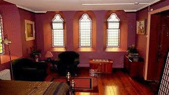 Pendragon Hall - Studio Hotel