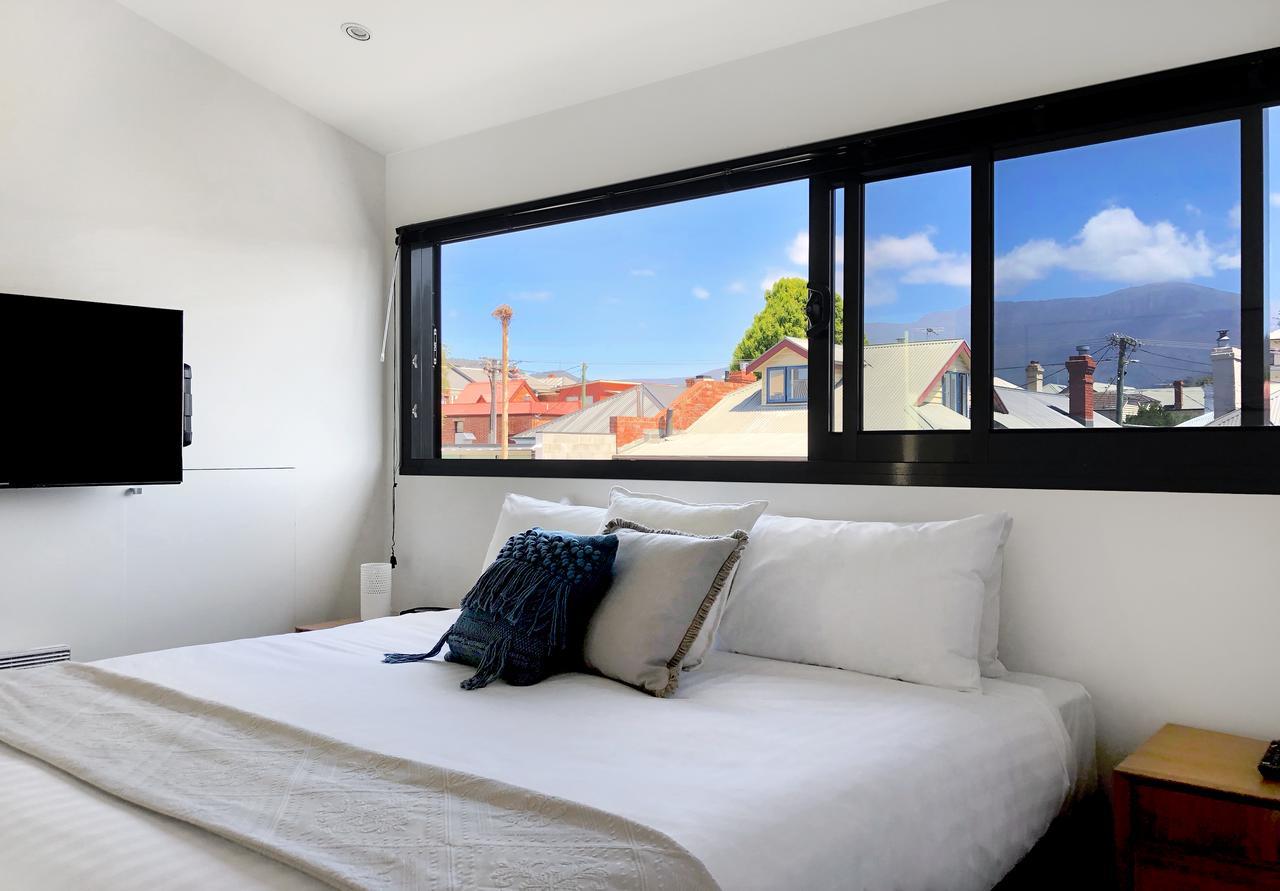 Sullivans Cove 5*