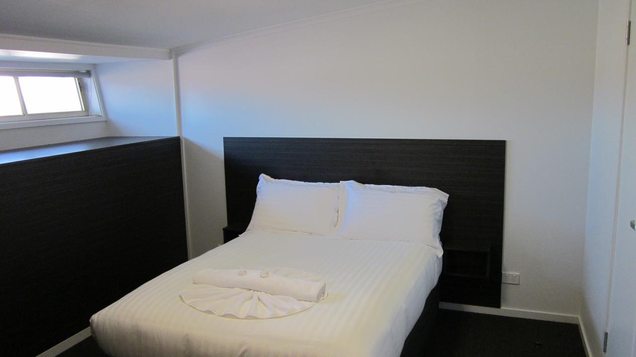 Queens Head 3* Hobart