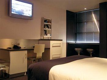 Zero Davey Boutique 4*