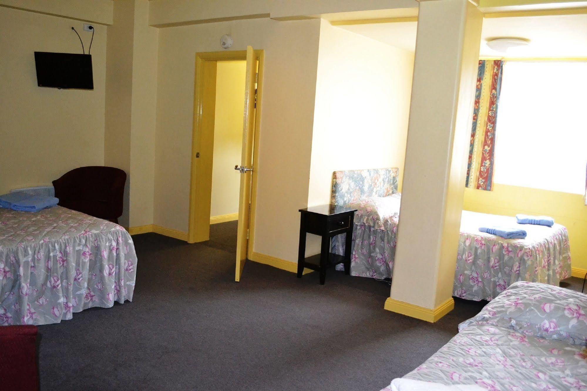 The Welcome Stranger 3* Hobart