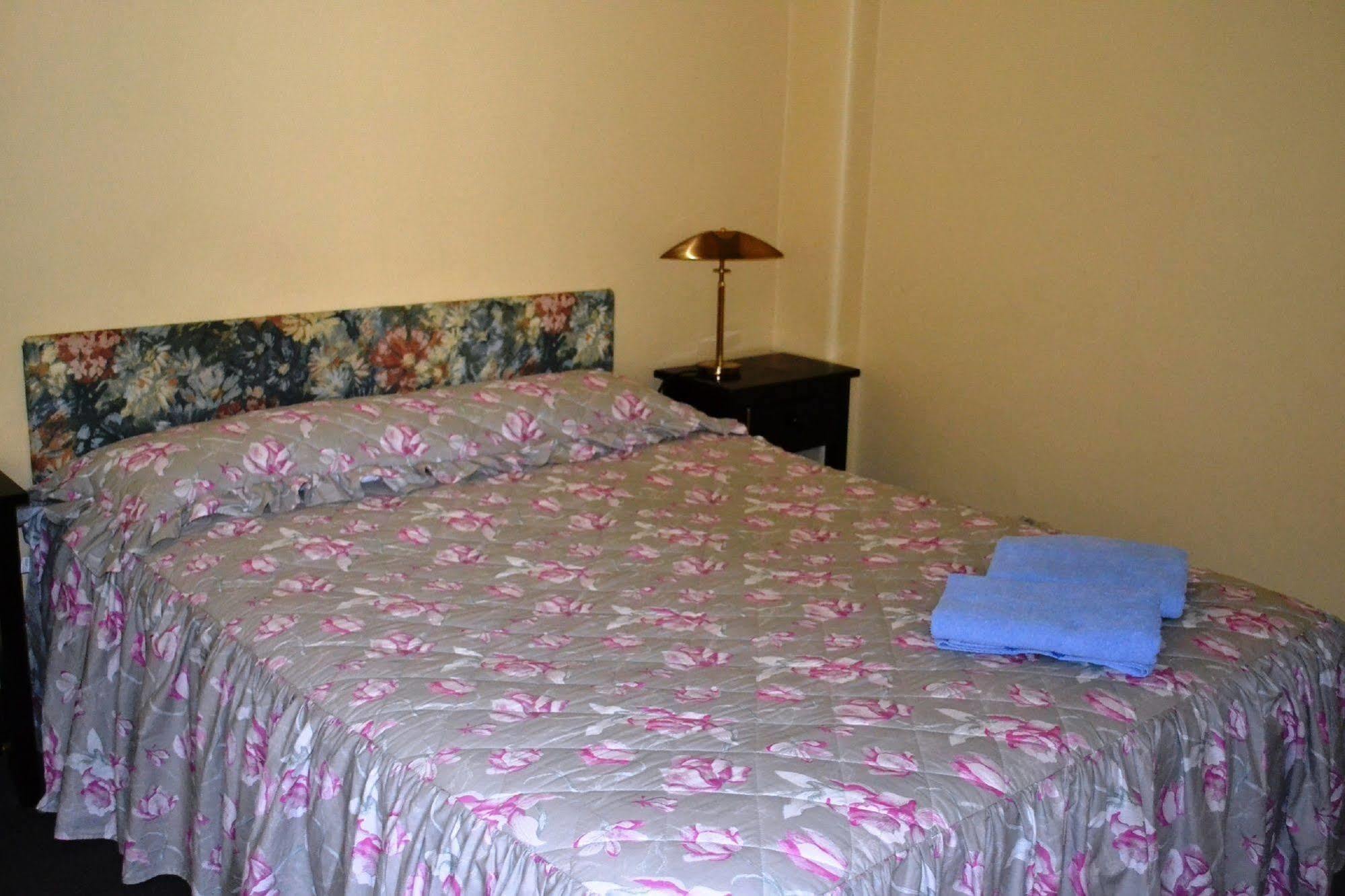 The Welcome Stranger 3* Hobart