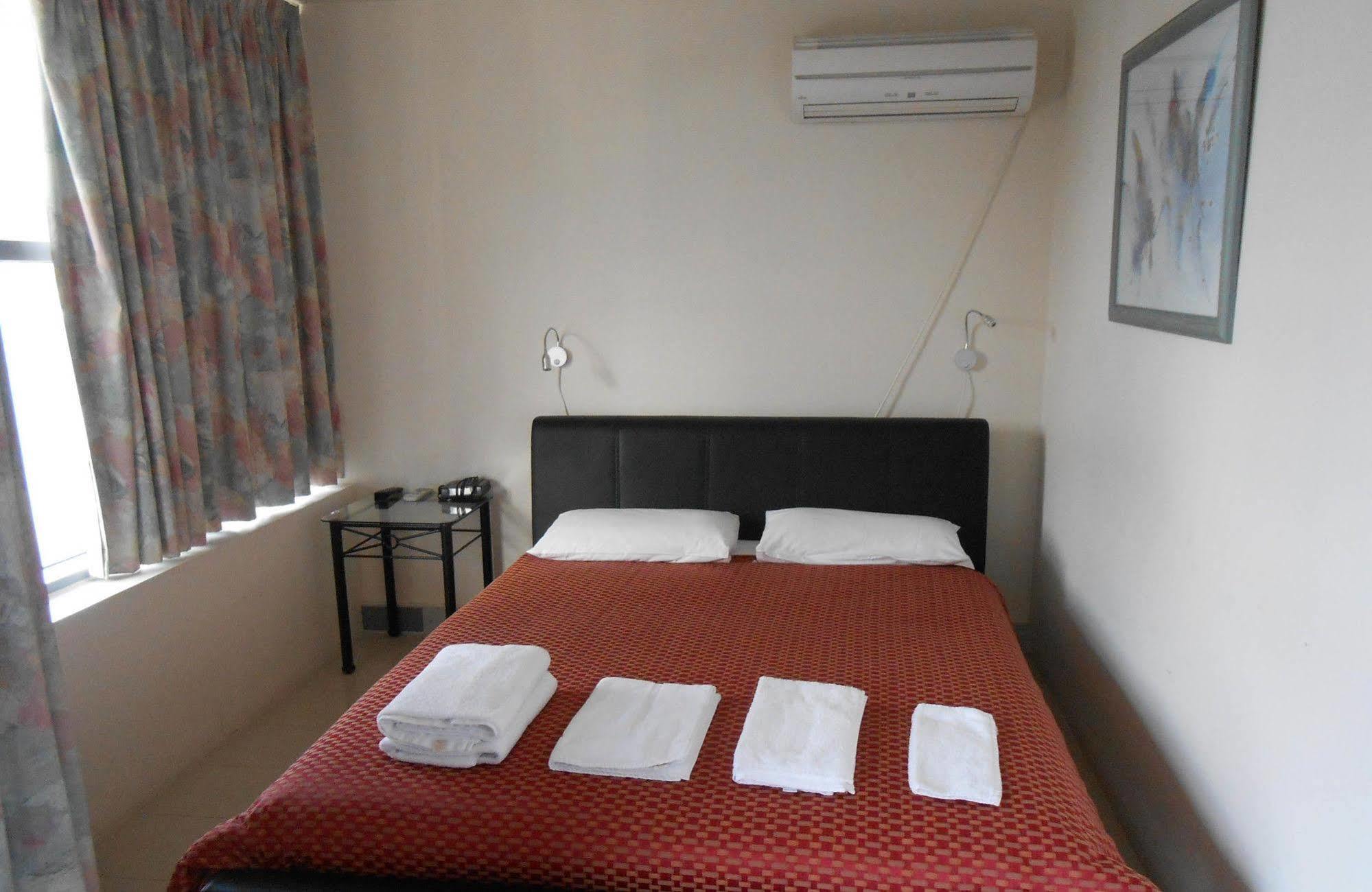 Harringtons102 Hotel Hobart