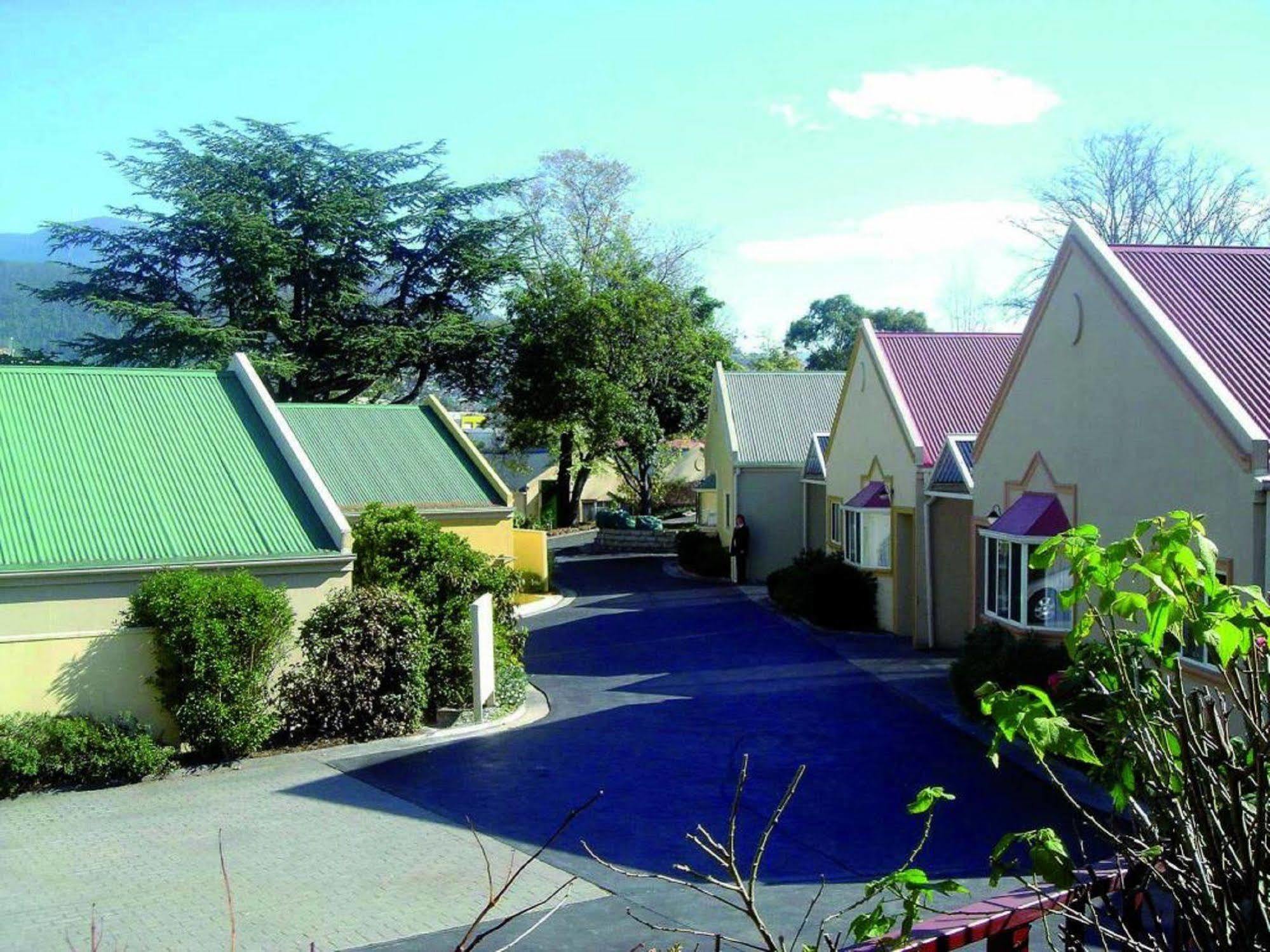 Quest Trinity House Aparthotel 3*