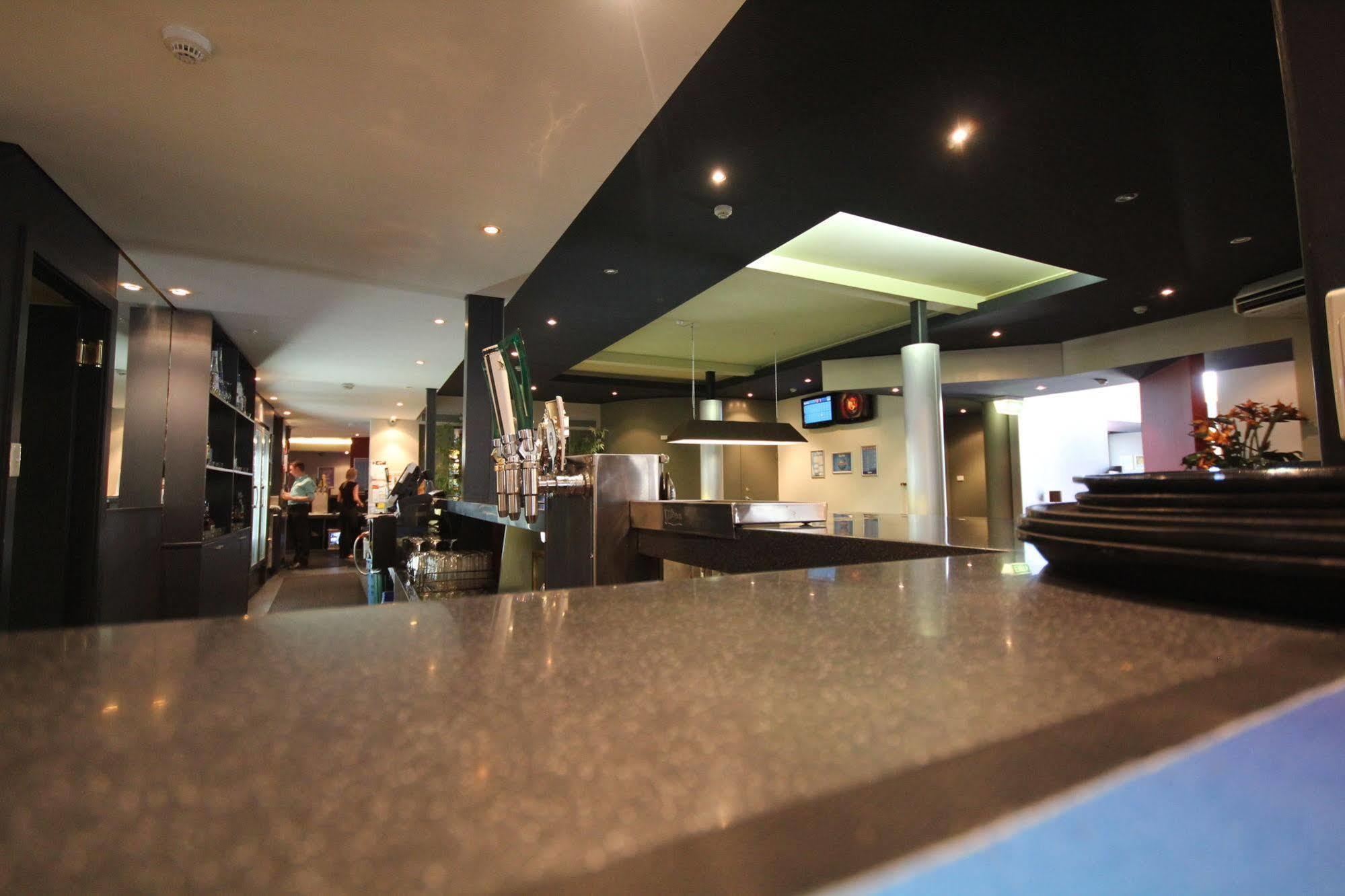 Inn Mornington 3*