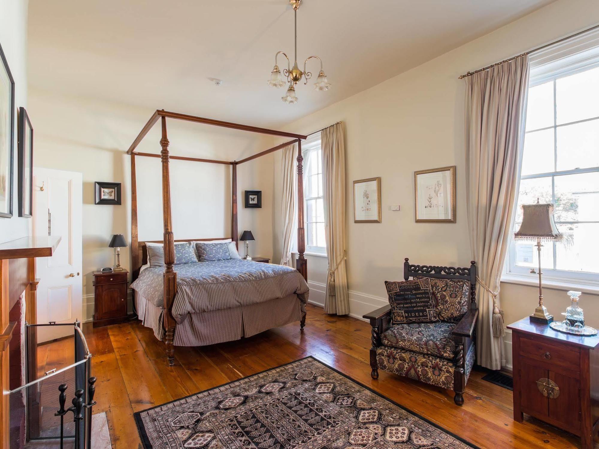 Grand Old Duke 4* Hobart