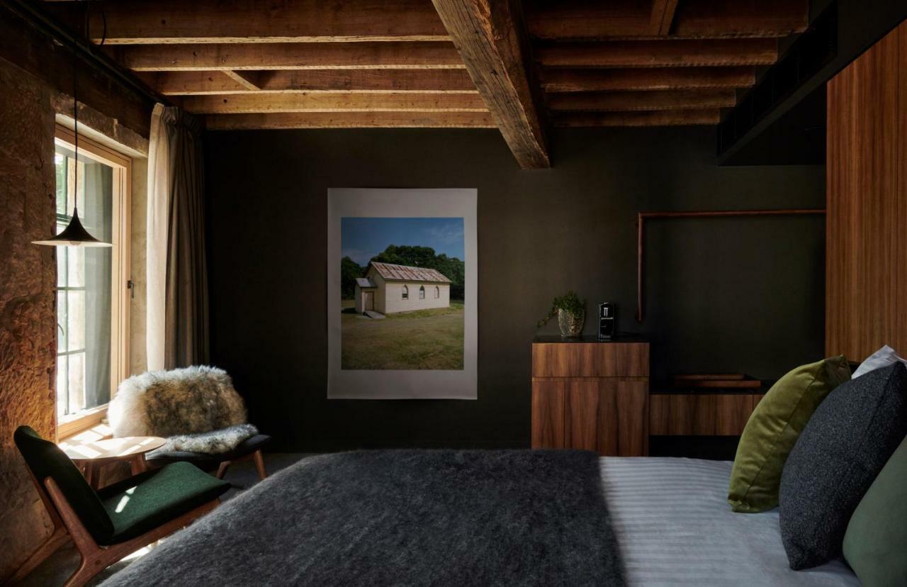 Moss 4* Hobart