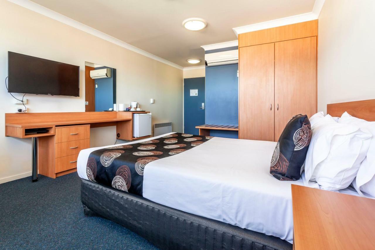 Hotel Black Buffalo 3*