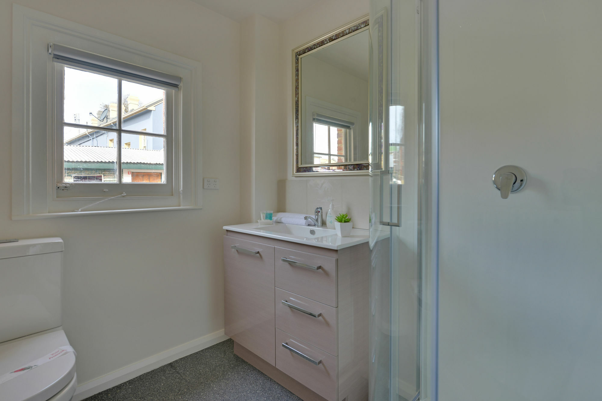 Apartment Portsea Place